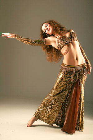 gold leopard tiger bella
